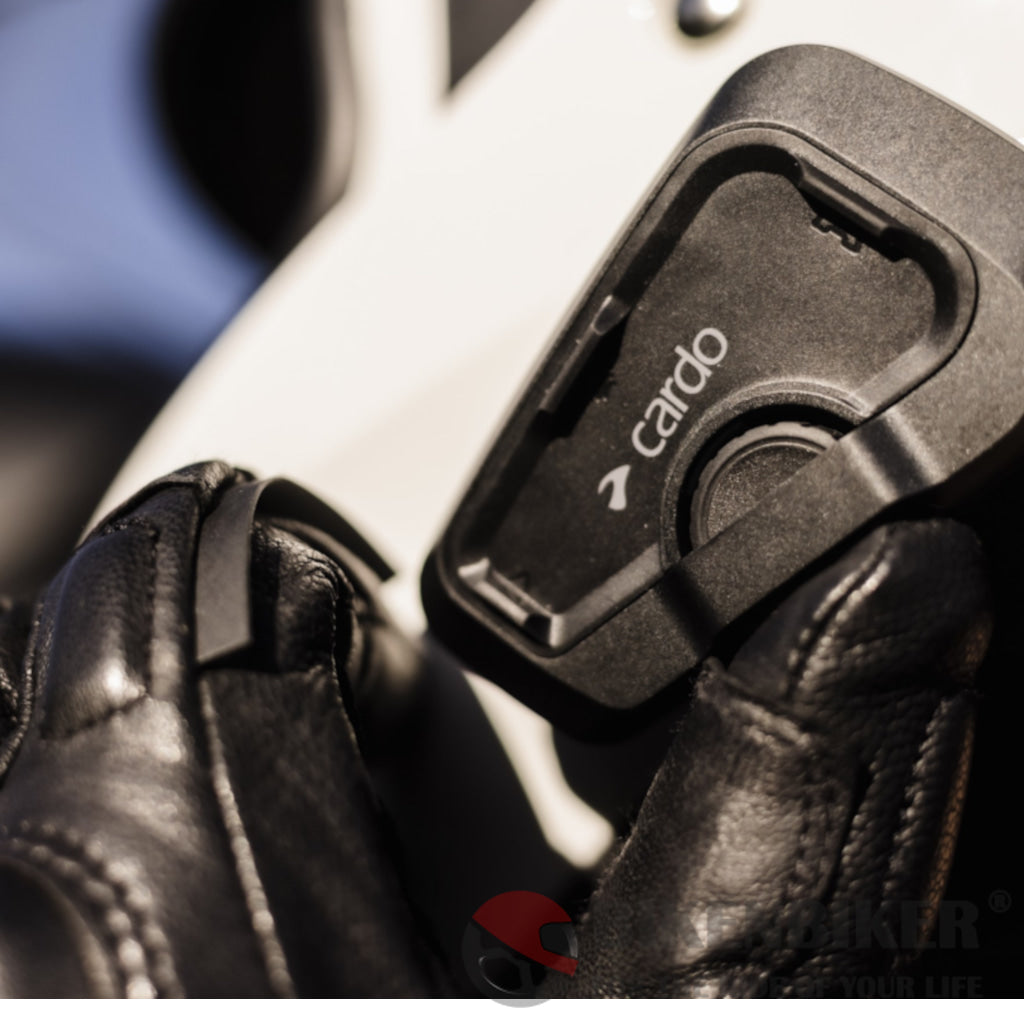 Cardo Freecom 2X Duo Communication Device