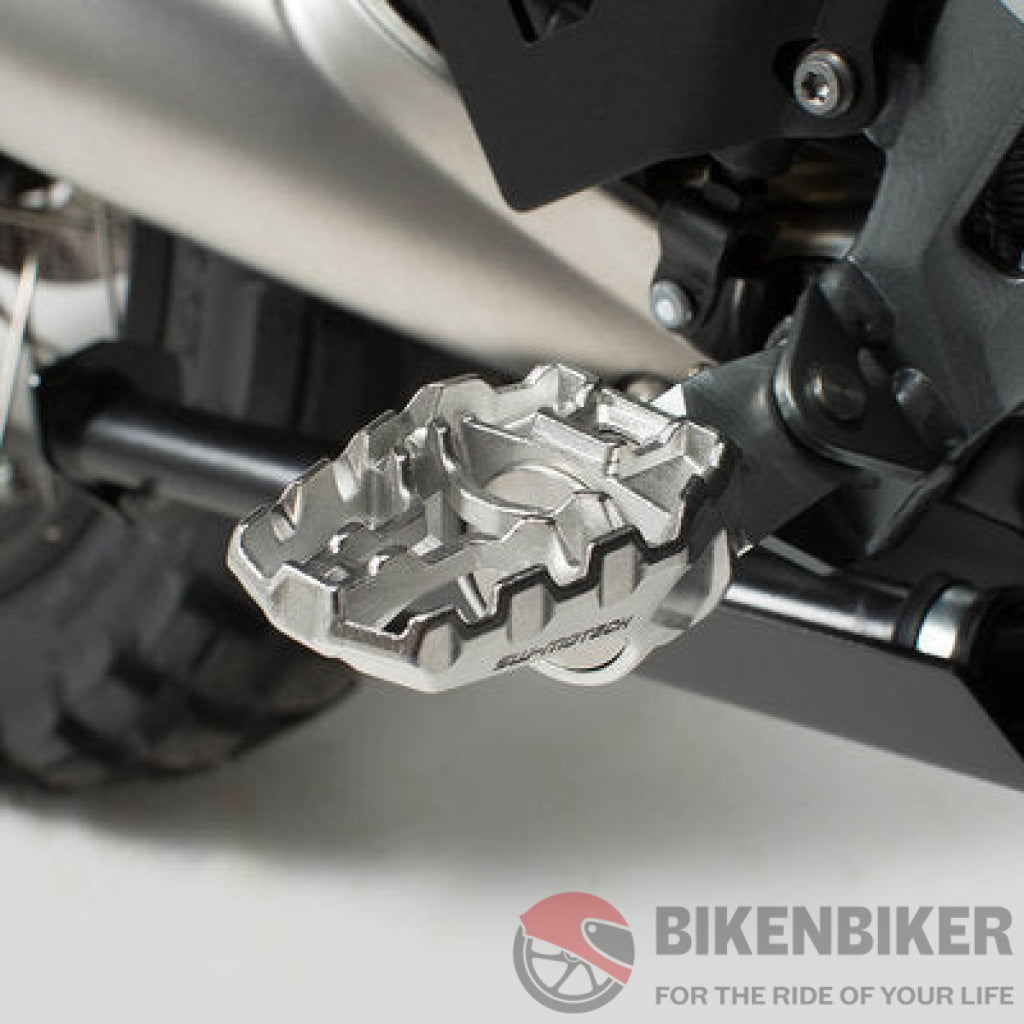 Bmw G 310 Gs Ergonomics - Evo Footrest Kit Sw-Motech Footpegs