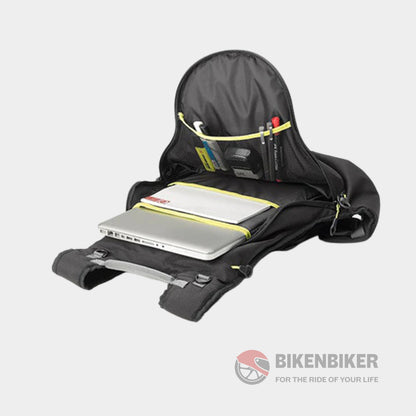 Ea104B Expandable Rucksack 22 Litres - Easy-T Range Givi Bag