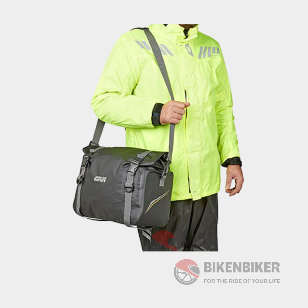 Ea120 Waterproof Cargo Bag 15 Litres - Givi