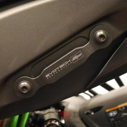 Kawasaki Ninja Zx10R Exhaust Hanger/Blanking Plate Kit 2016 + Evotech Performance Protection