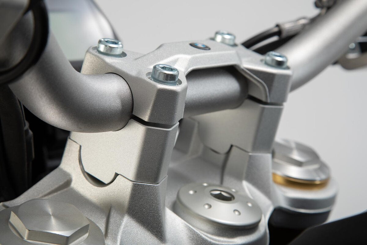 Handlebar Risers Silver 30mm For BMW F900GSA – SW-Motech