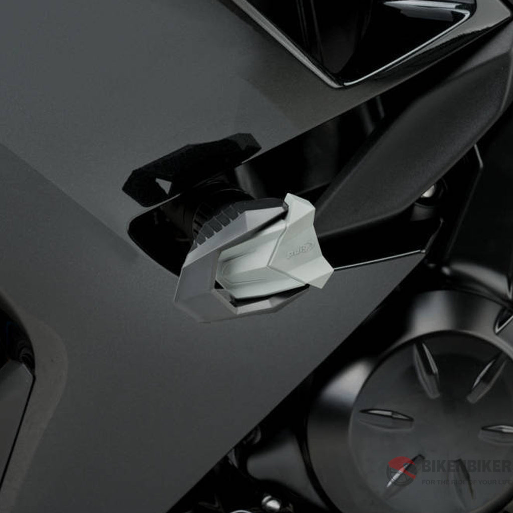 R19 Frame Sliders For Motorcycle Kawasaki Ninja 650 2017+ - Puig Protection