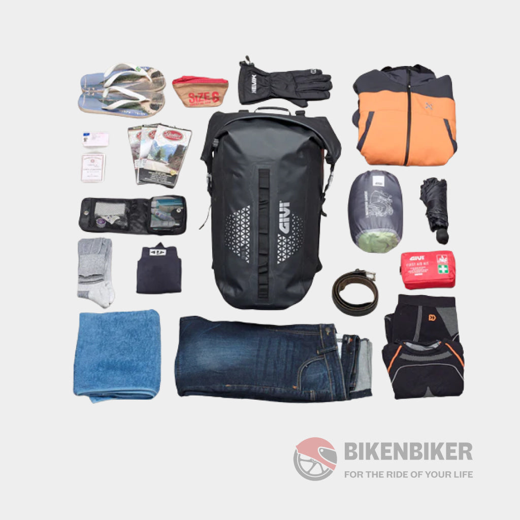 Ut802 Waterproof Motorcycle Rucksack 35 Litres - Givi Bag